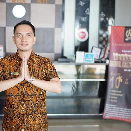 Hotel Mangga Dua Makassar Exterior foto