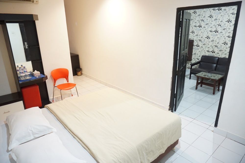 Hotel Mangga Dua Makassar Exterior foto