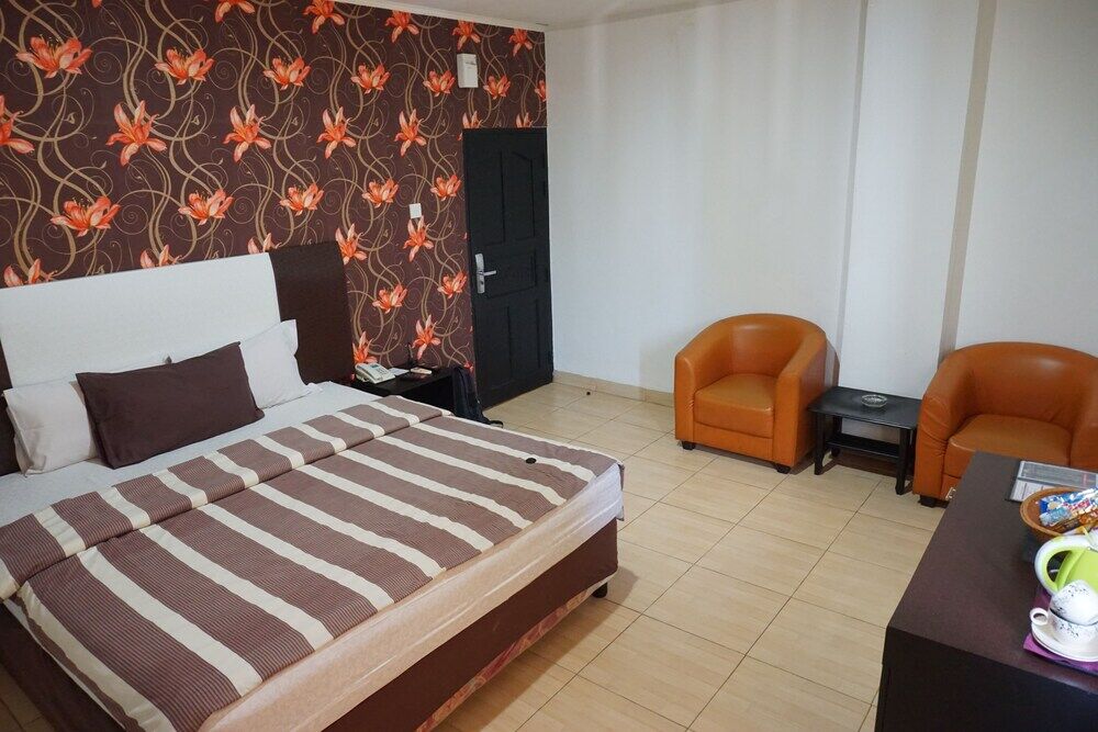 Hotel Mangga Dua Makassar Exterior foto